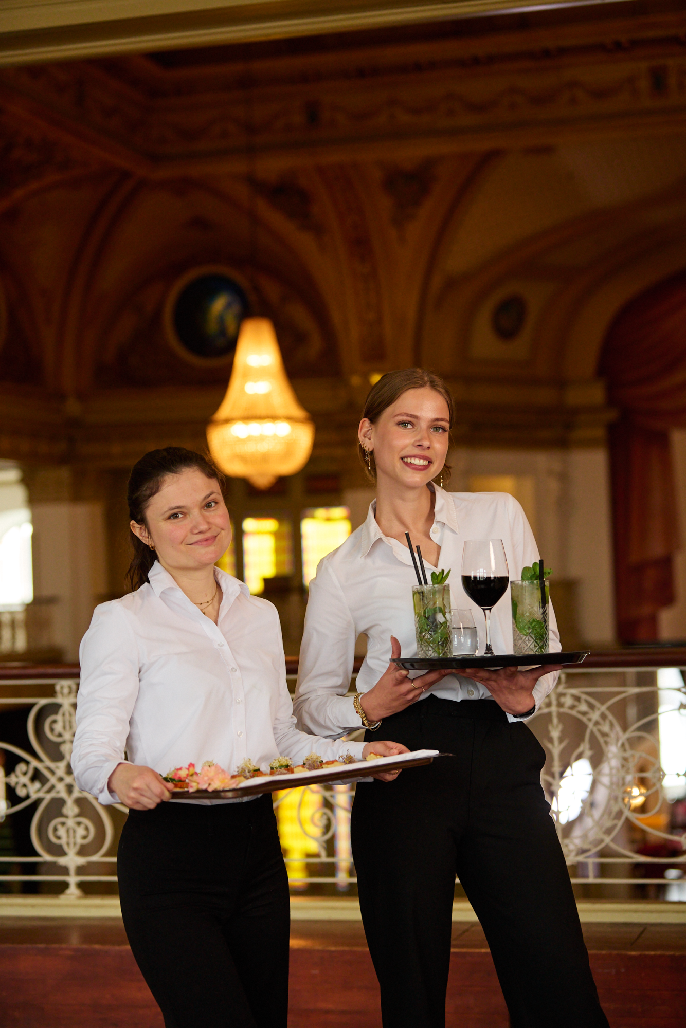 Horeca personeel inhuren Hostess Inhuren Wat doet een runner?