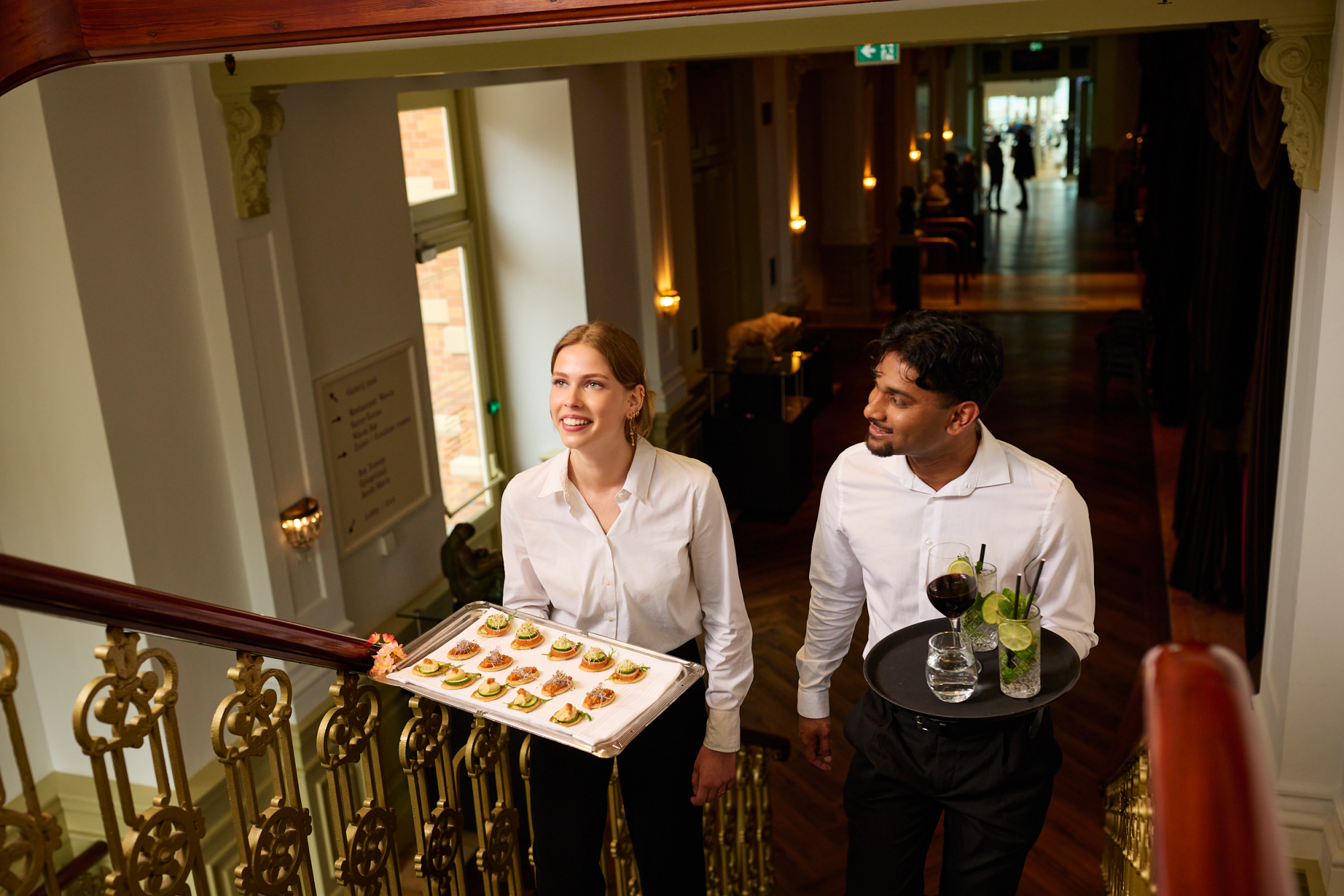Horeca uitzendbureau Dordrecht Verschil catering, banqueting & bedrijfshoreca Host inhuren